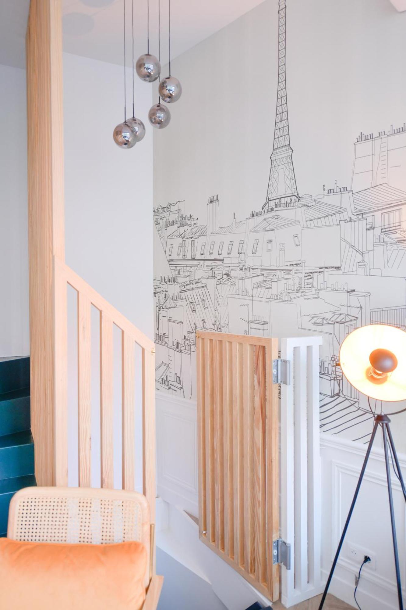 Montmartre Marvel! Designer Apartment Near Metro Paris Bagian luar foto